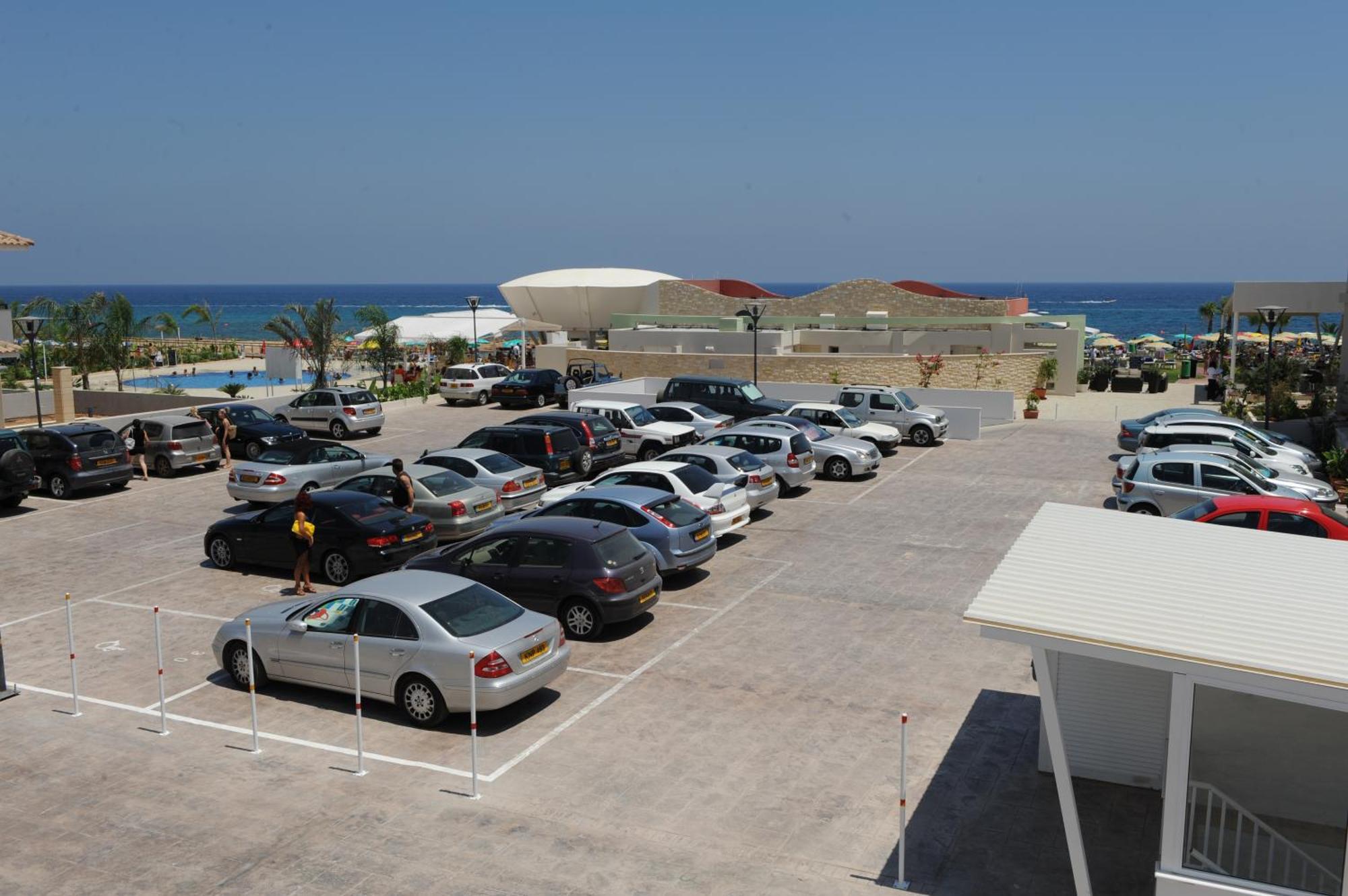 Polyxenia Isaak Luxury Villas And Apartments Protaras Exteriér fotografie